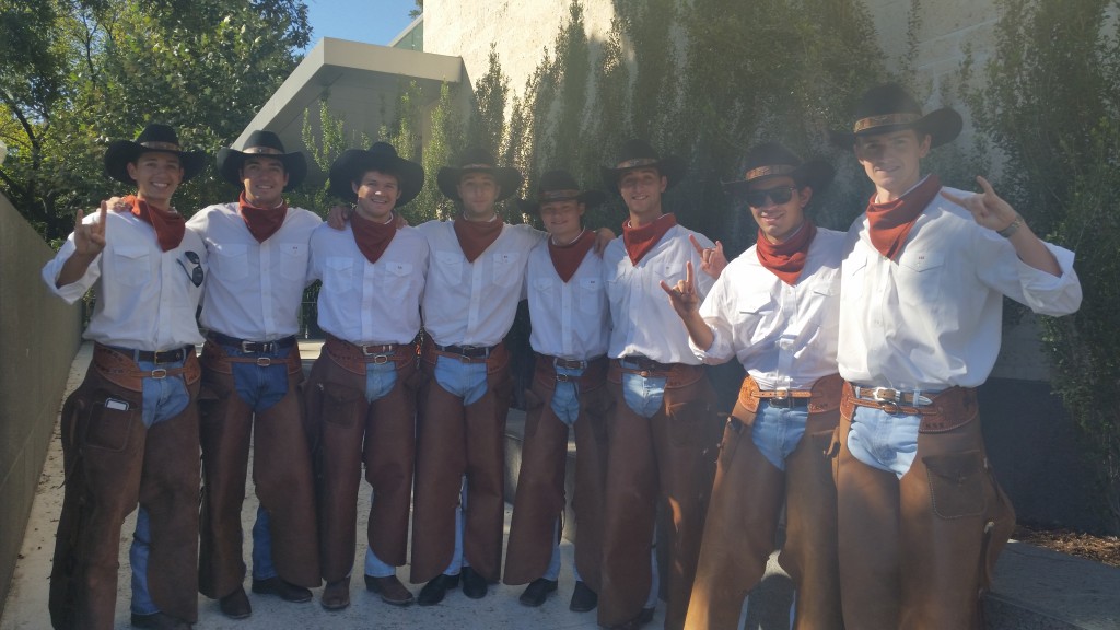 Silver Spurs greeted students and guided students on campus tours.