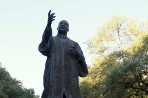 MLK statue at UT-Austin